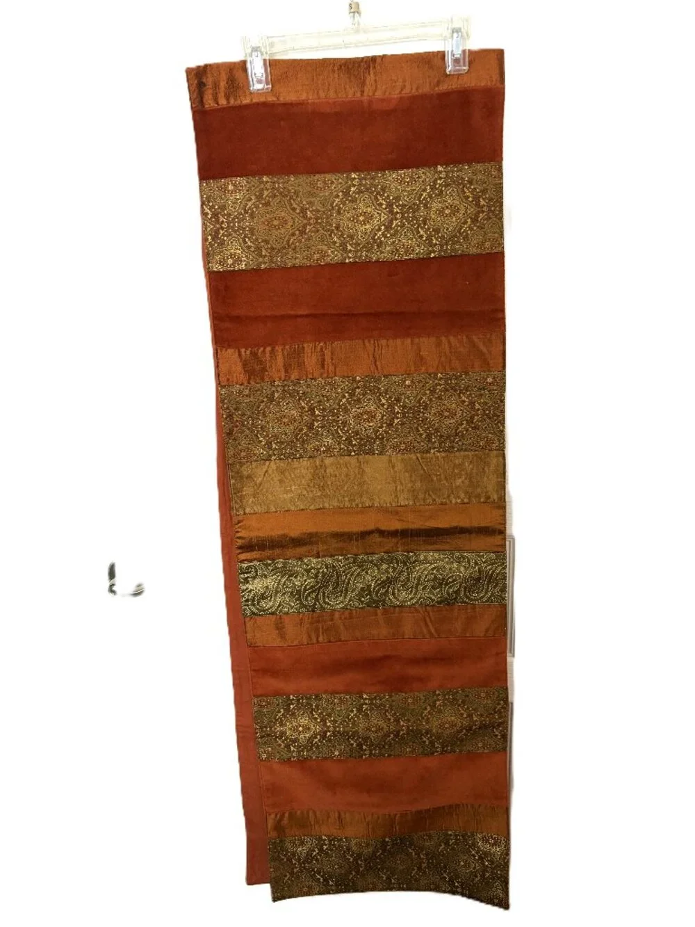 Crate & Barrel Kingsbury Table Runner 90